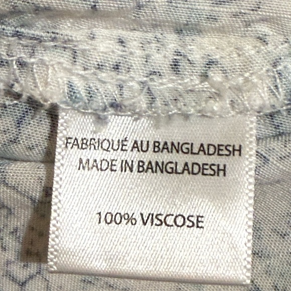 Floral Blue and White Tank Top - Picture 5 of 6